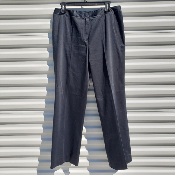 Lafayette 148 New York Pants - Lafayatte 148 New York wide leg flat front trousers